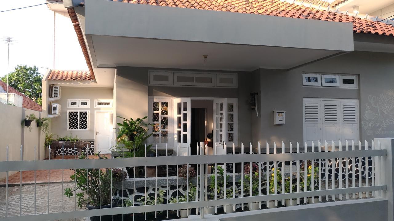 Roemah Kesambi Hotel Cirebon Eksteriør billede